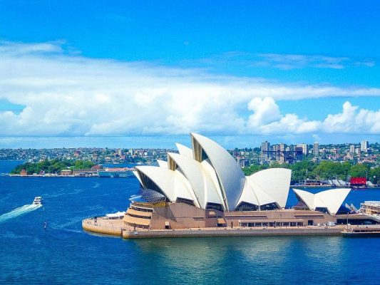 Sydney mang đến nhịp sống năng động của một đô thị toàn cầu.